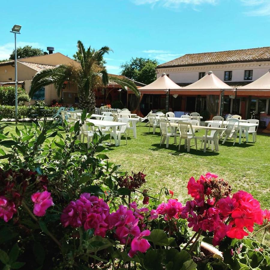 Locanda Del Tavolo Matto Потенца-Пичена Экстерьер фото